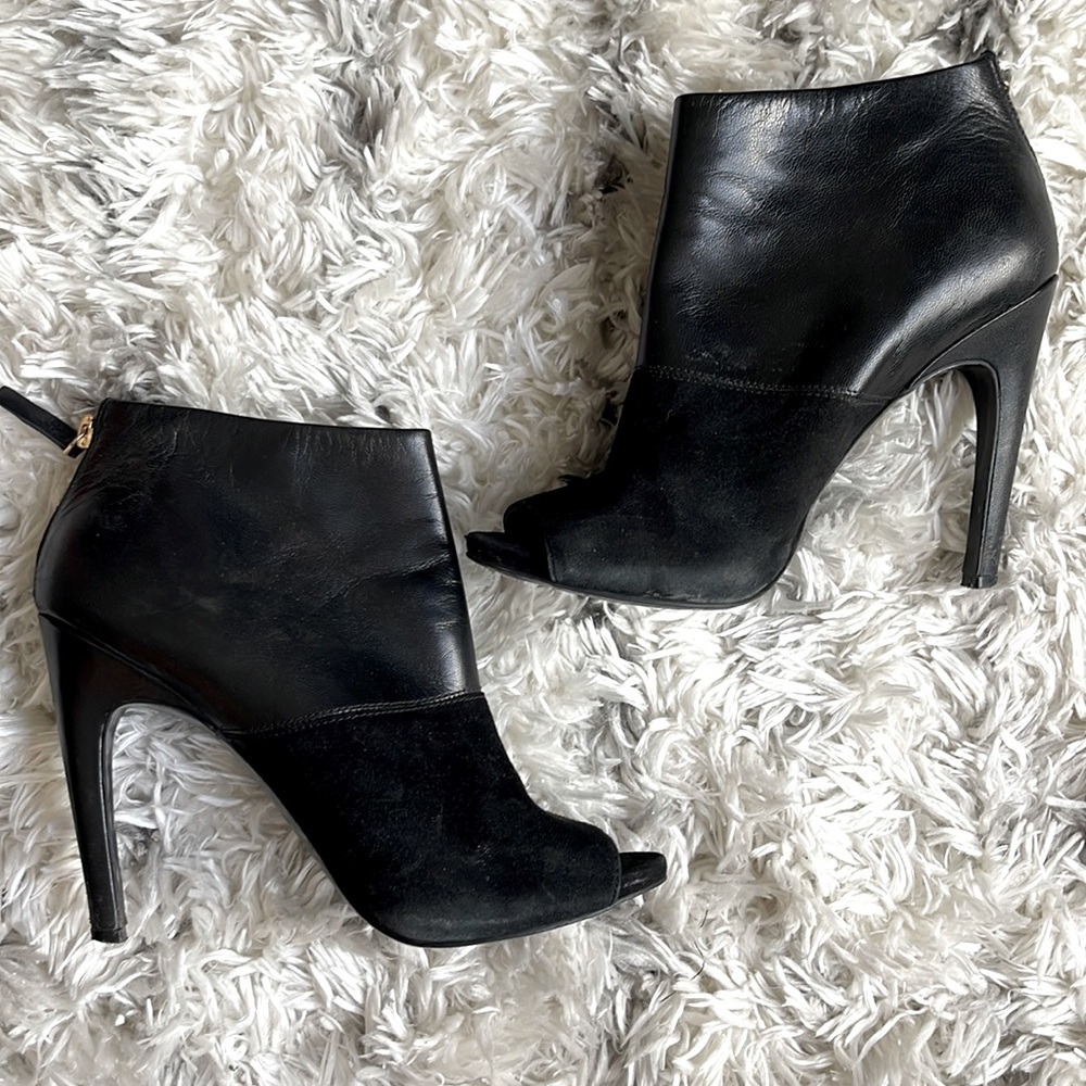 NINE WEST - open-toed bootie, black faux leather & suede w/ zipper, size: 8.5